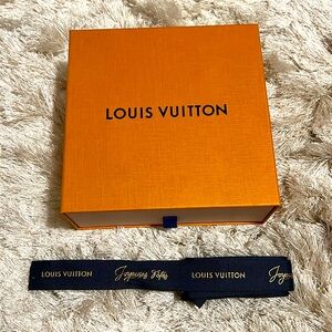 Louis Vuitton belt box and ribbon - authentic